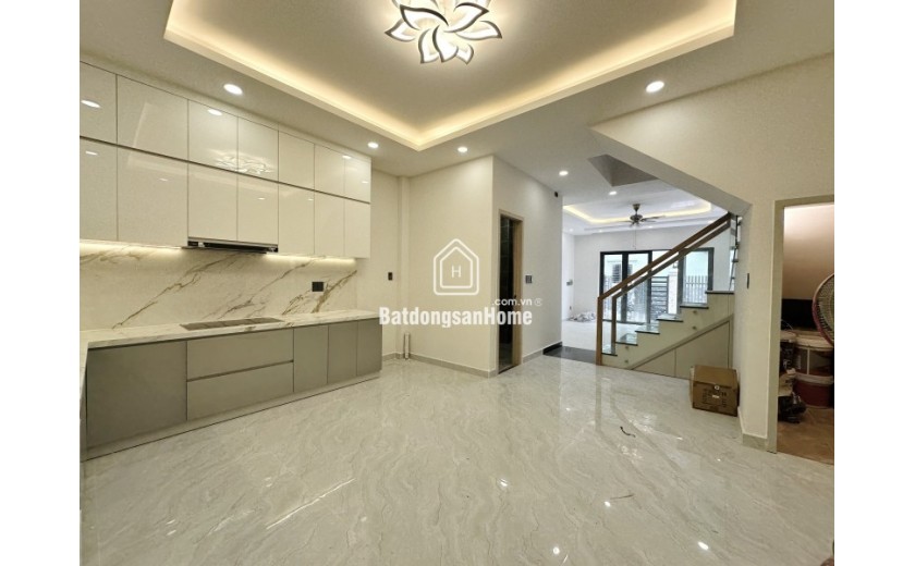 BÁN NHÀ PHÚ NHUẬN HXH 80M2 3 TẦNG NGANG 5M 3 PN DÂN TRÍ SỔ VUÔNG ĐĂNG VĂN NGỮ  GẤP BÁN 11.9 TỶ.